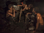 indian coal mine workers